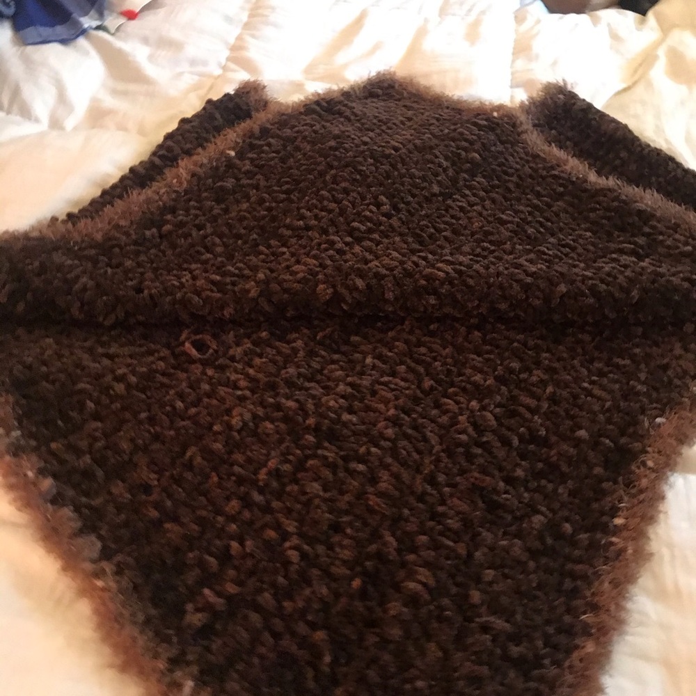 Handmade Shaw - Picture 5 of 5